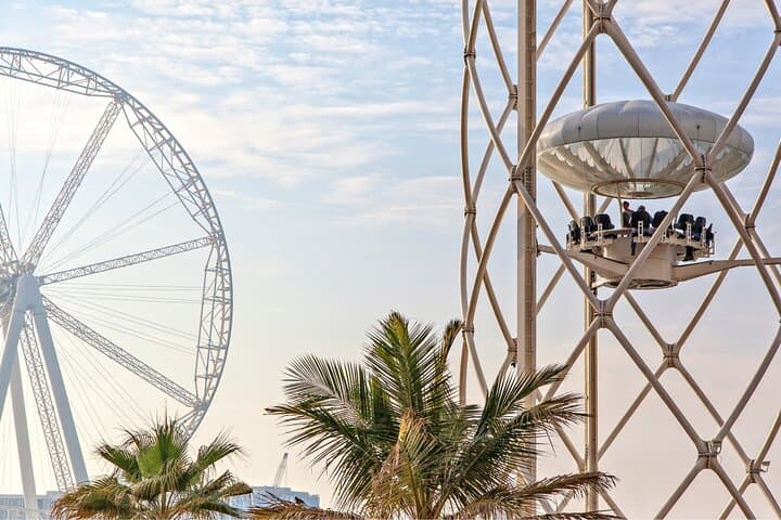 Flying Cup Dubai: 40m Dinner in the Sky Over Marina and JBR photo 2