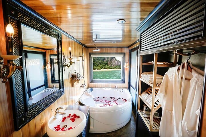 Starlight Cruise: 2-Day Seaview Cabin Experience in Ha Long Bay from Hanoi photo 3