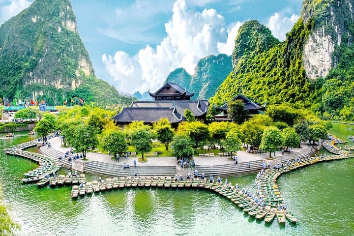 Full-Day Ninh Binh Tour from Hanoi: Hoa Lu, Trang An Boat & Mua Cave Viewpoint photo 2
