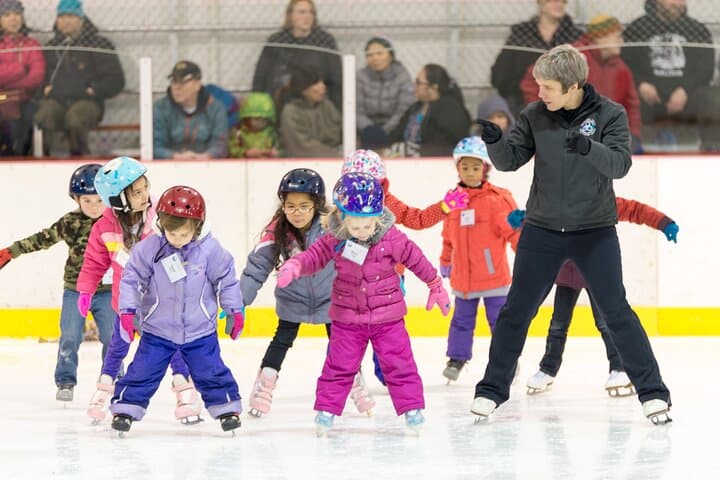 Glide Through Dubai: 3-Hour Ice Skating Experience at Dubai Mall photo 2