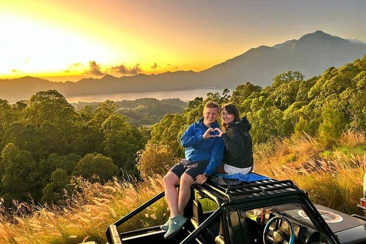 Mount Batur Sunrise Jeep Combo: Sunrise Hike, Black Lava & Hot Spring Soak photo 4