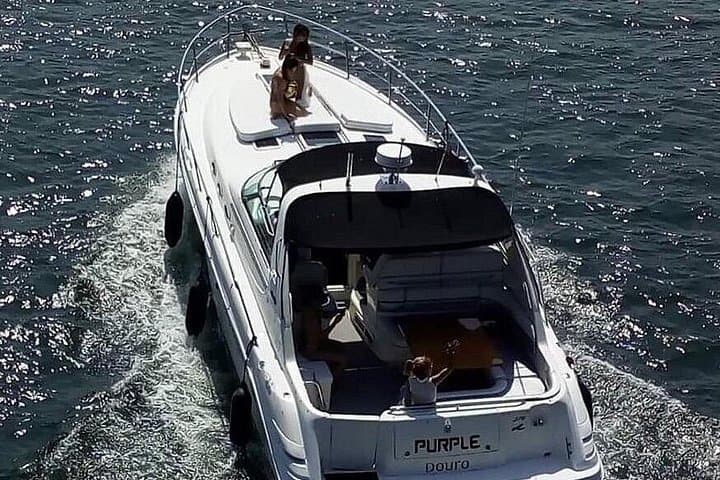 Private Yacht Cruise from Porto to Curva da Lomba — Douro River Day Trip photo 2