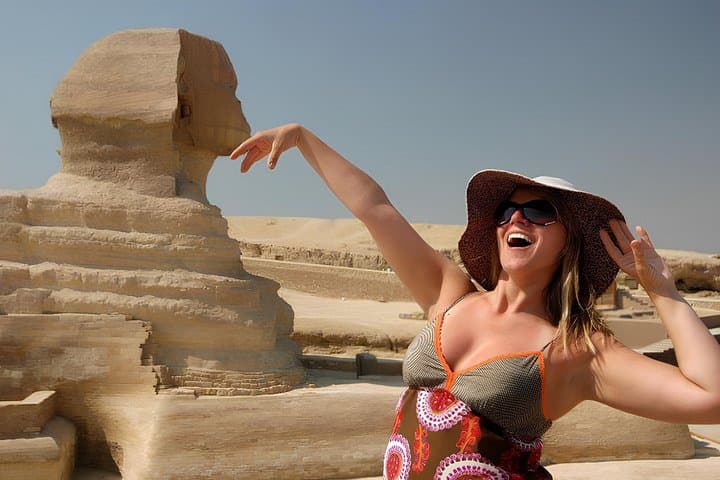 Aswan to Cairo Private Day Tour — Giza Pyramids, Egyptian Museum & Khan el-Khalili photo 1