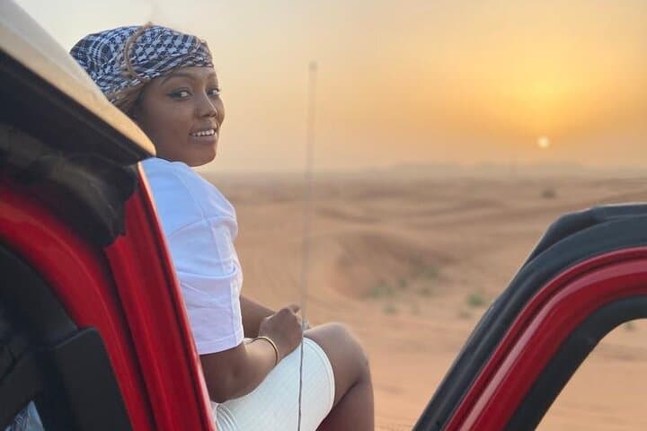 Evening Flip-Top Jeep Desert Safari in Dubai: Dune Bashing, Camel Ride & BBQ photo 4