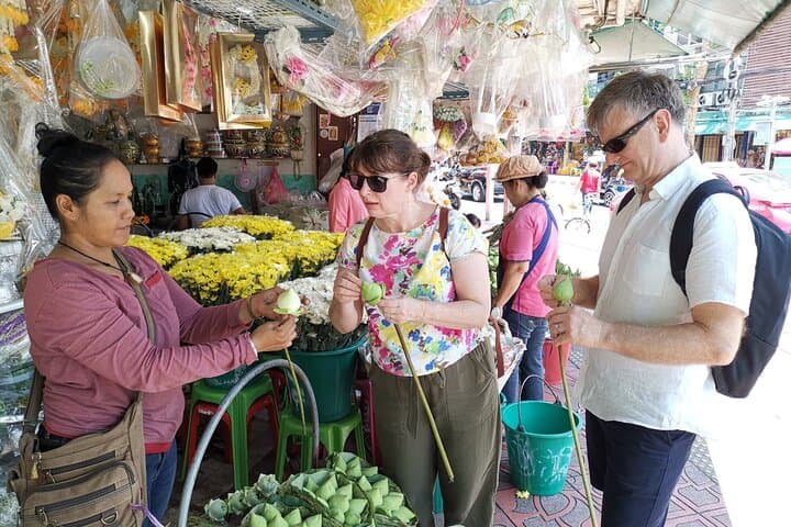 Chiang Mai in a Day: Doi Suthep, Wat Pha Lat & Khao Soi Private Tour photo 4