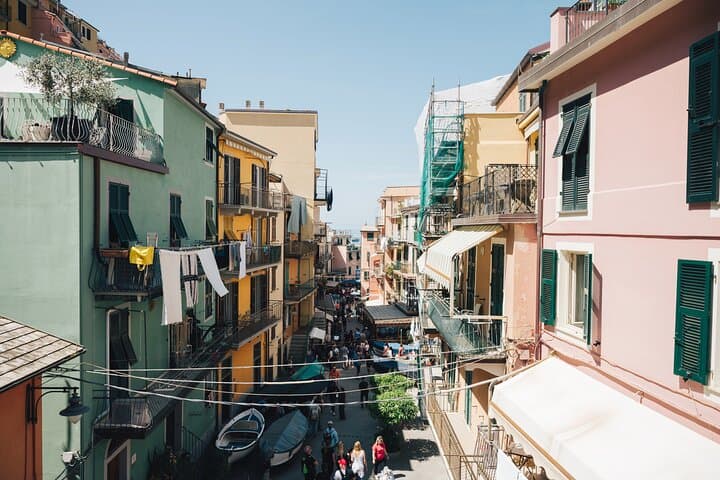 Cinque Terre Private Day Trip from Florence: Riomaggiore, Vernazza, Manarola & Monterosso photo 3