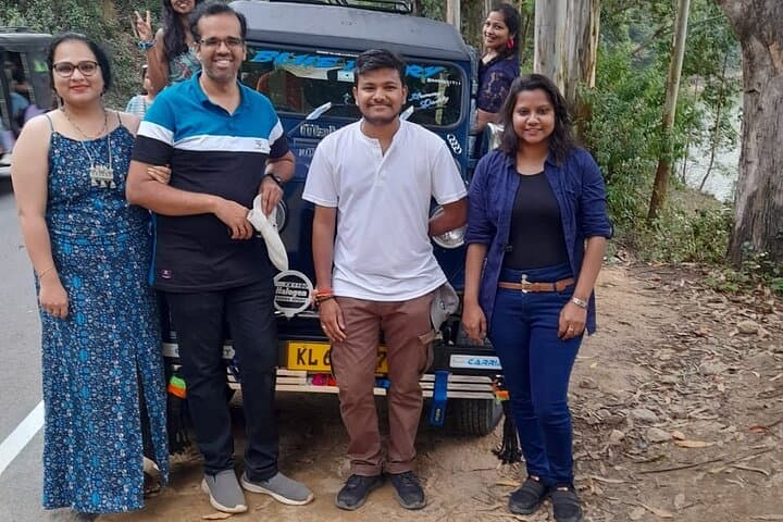 Top Station Day Tour: Munnar's Best Viewpoints, Boating & Tea Estates