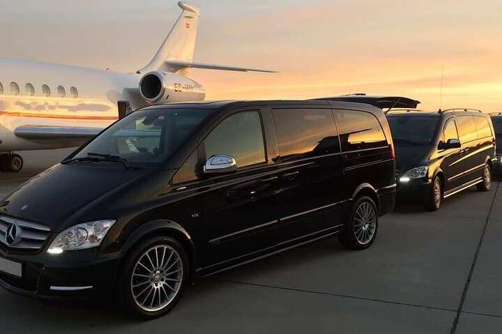 Private Transfer from Philipsburg Port to St. Maarten Airport (SXM) — Fast Door-to-Door Service photo 3