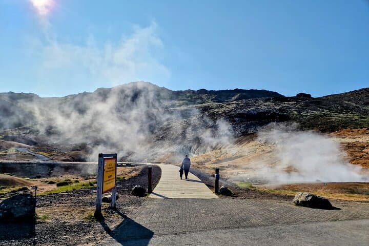 Reykjanes Peninsula Private Tour: Geothermal Fields, New Lava and Lighthouse Views photo 6