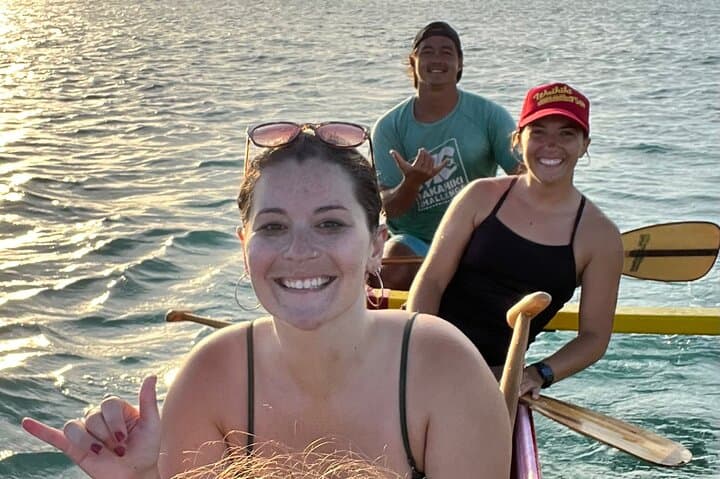 Private Outrigger Canoe Surfing Experience in Waikiki, Oʻahu photo 4