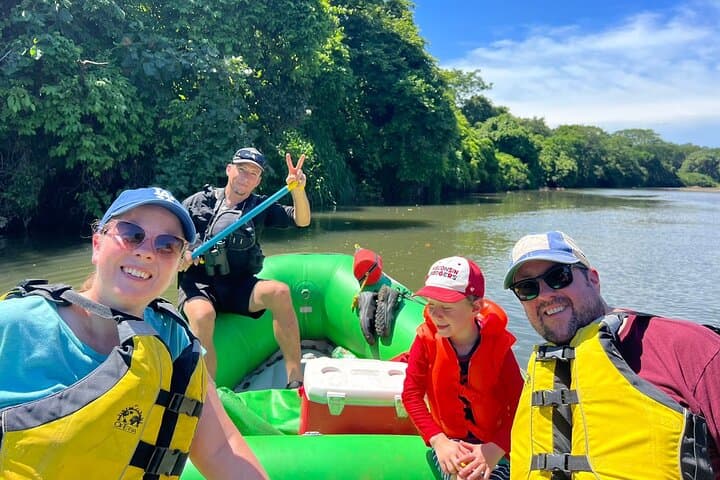 Nosara River Safari Float: Birding, Monkeys & Estuary Paddle