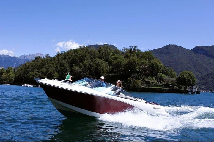 Private 4-Hour Elegant Lake Como Yacht Cruise: Bellagio, Varenna & Menaggio photo 4