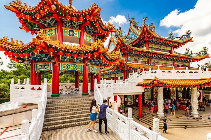 Luxury Kuala Lumpur Private Sightseeing with Personal Bodyguard photo 5