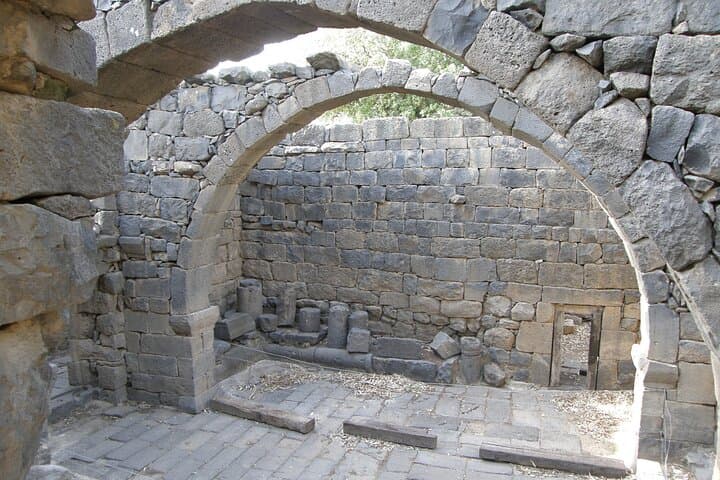 Exploring the Golan Heights: Gamla, Peace Vista & Valley of Tears Day Tour photo 5