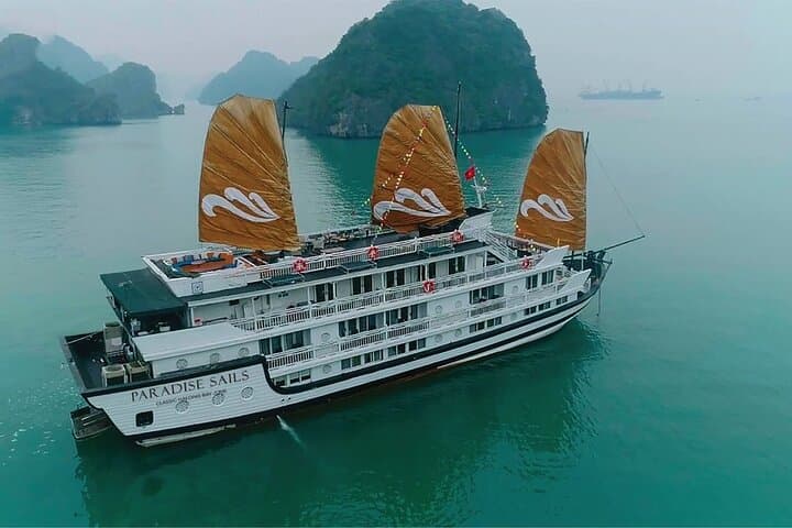 Paradise Elegance: 2-Day Luxury Cruise Through Halong & Lan Ha Bays