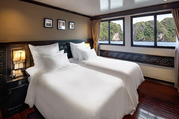 2-Day Halong Bay Luxury Cruise: Titop, Sung Sot & Luon Cave Experience photo 6