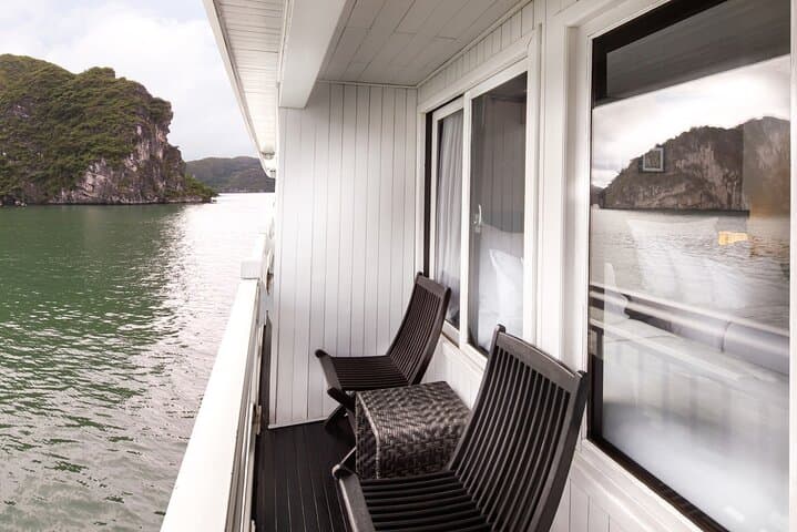 Luxury 3-Day Halong Bay Cruise from Hanoi — Vina 5-Star Experience photo 4