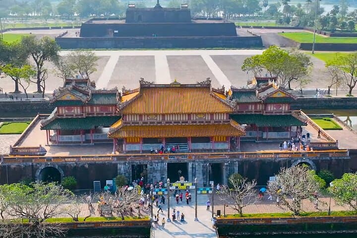 Private Shore Excursion to Hue Imperial City & Perfume River Cruise