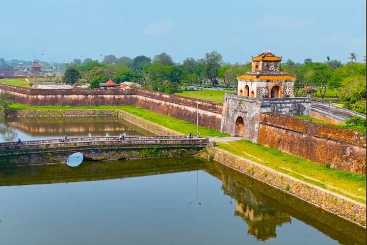 Private Shore Excursion to Hue Imperial City & Perfume River Cruise photo 2