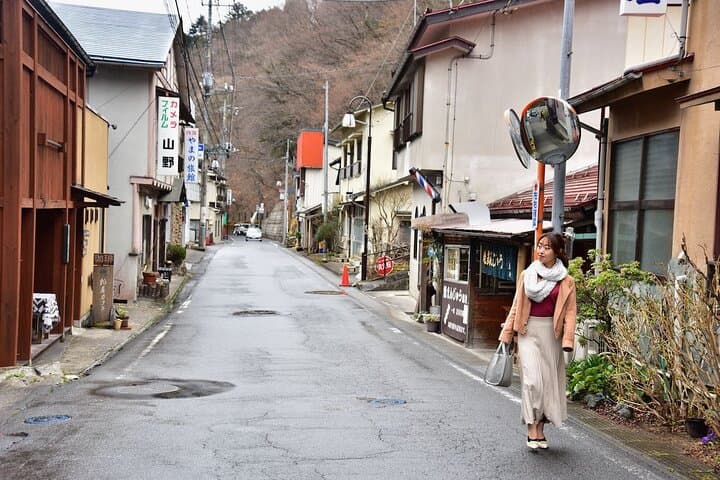 Shima Onsen Walking Tour: Retro Hot Spring Town, Local Sweets & History photo 2
