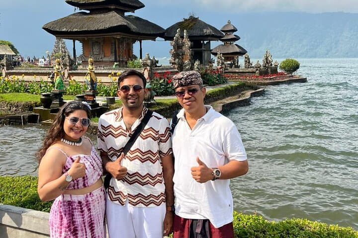 Ulun Danu Temple, Handara Gate & Wanagiri Hidden Hills Day Tour to Bayumala Waterfall photo 4