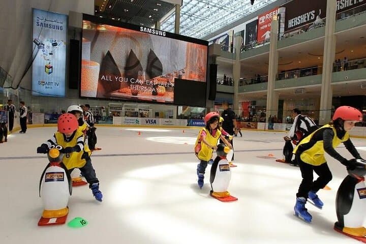 Dubai Ice Rink Entry Pass — Skate 90 Minutes at The Dubai Mall photo 6