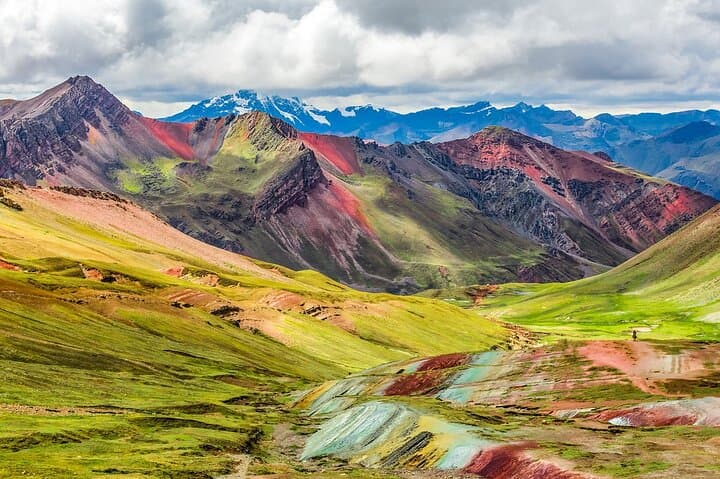 Day Trip to Rainbow Mountain (Vinicunca) from Cusco — High‑Altitude Trek & Cultural Stops photo 4