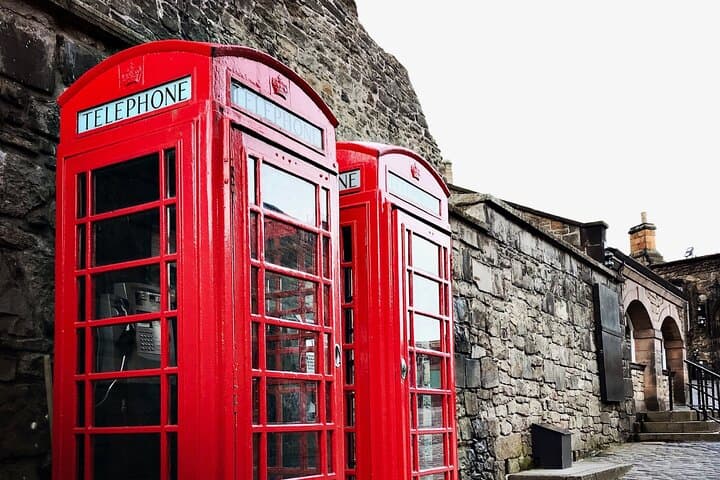 Private Full-Day Edinburgh Walking Tour: Castles & Cobblestones photo 6