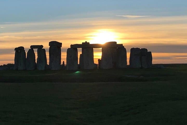 Stonehenge and Windsor Full-Day Tour: From Prehistoric Circle to Royal Castle photo 4