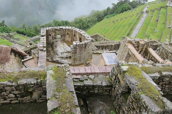 Machu Picchu Day Trip from Cusco — Train, Guided Tour & Return photo 2