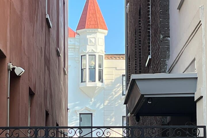 Charleston Private Walking Tour: Culture, History & Stories with a 7th-Generation Guide photo 6