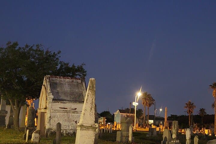 Spooky Galveston Secret Society Cemetery Tour: Historic Graves & Ghost Stories photo 3