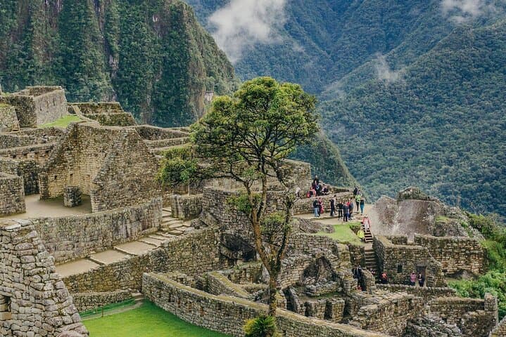 Machu Picchu 2-Day Train Tour from Cusco — Sacred Valley, Aguas Calientes & the Citadel photo 3