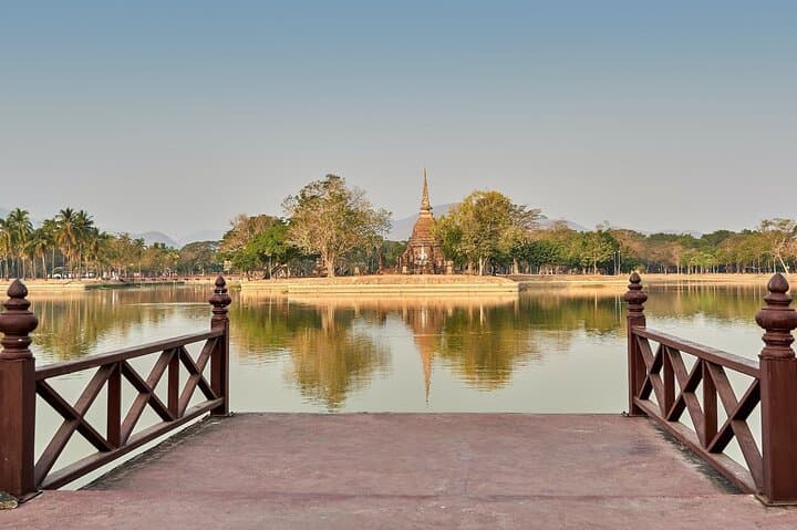 Full-Day Private Cycling Tour of Sukhothai Historical Park and Rural Villages photo 2