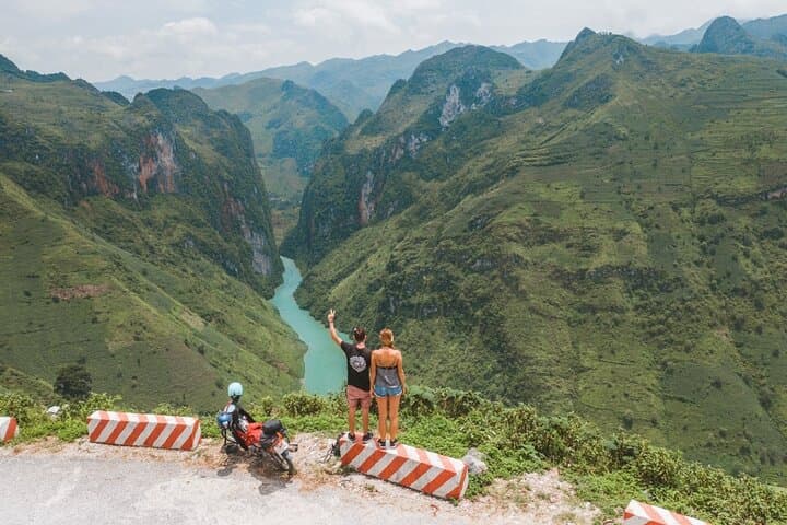 Ha Giang Motorbike Loop: 4-Day Easy-Driver Tour Through Vietnam’s Northern Karst