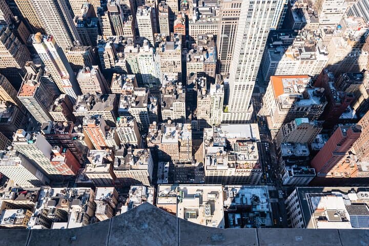 Top of the Rock Private Tour: Skip-the-Line Access & Rockefeller Center Walk photo 3