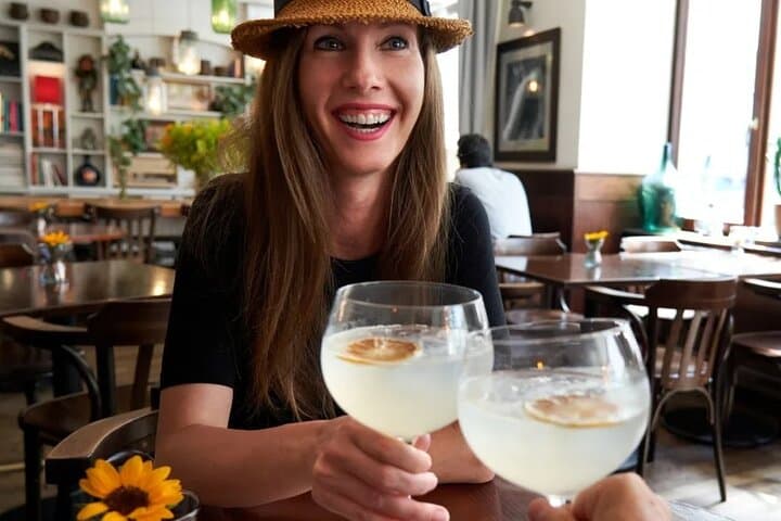 Edinburgh Gin Walking Tour: Private Gin & Distillery Experience in the Gin Triangle