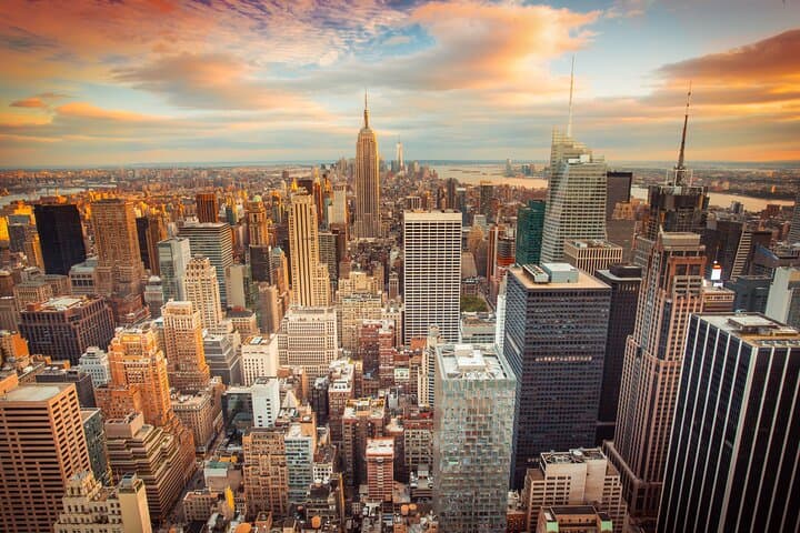 Skip-the-Line One World Observatory Private Tour — NYC Skyline Views & Private Transfers photo 4