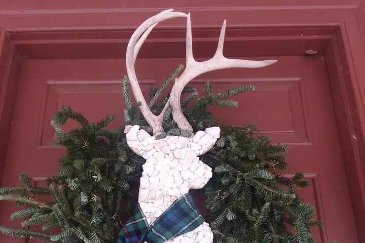 Christmastide in Colonial Williamsburg: A 1-Hour Historic Walking Tour photo 3