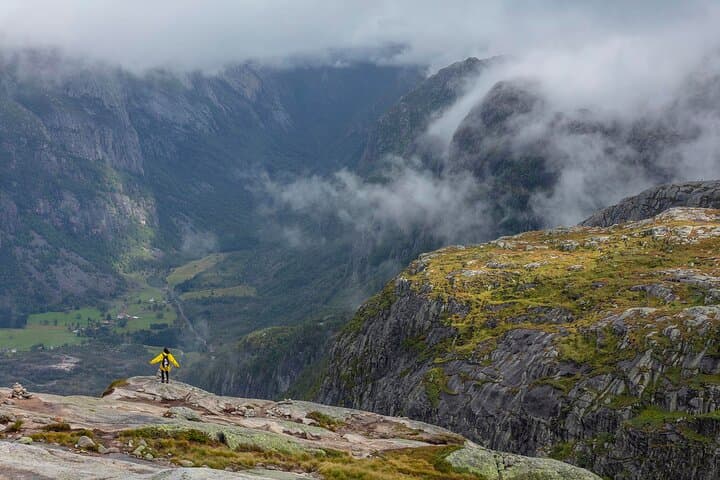 Kjerag Summer Hike with Premium Packed Lunch — Day Trip from Stavanger photo 2