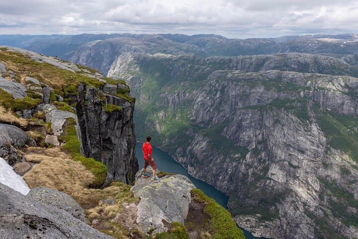 Kjerag Summer Hike with Premium Packed Lunch — Day Trip from Stavanger photo 5