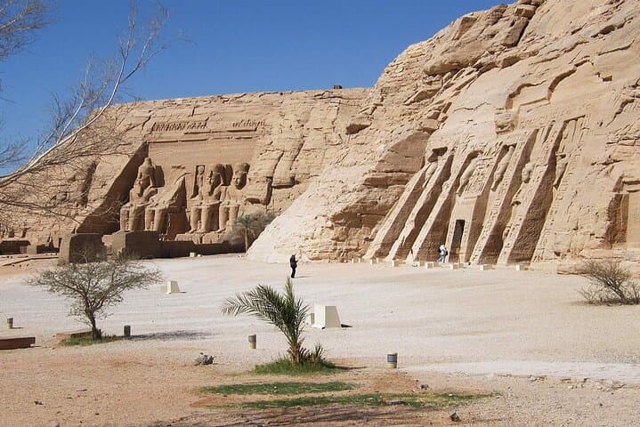 Luxor to Aswan Overnight: Abu Simbel, Philae, Kom Ombo & Edfu in 2 Days photo 6