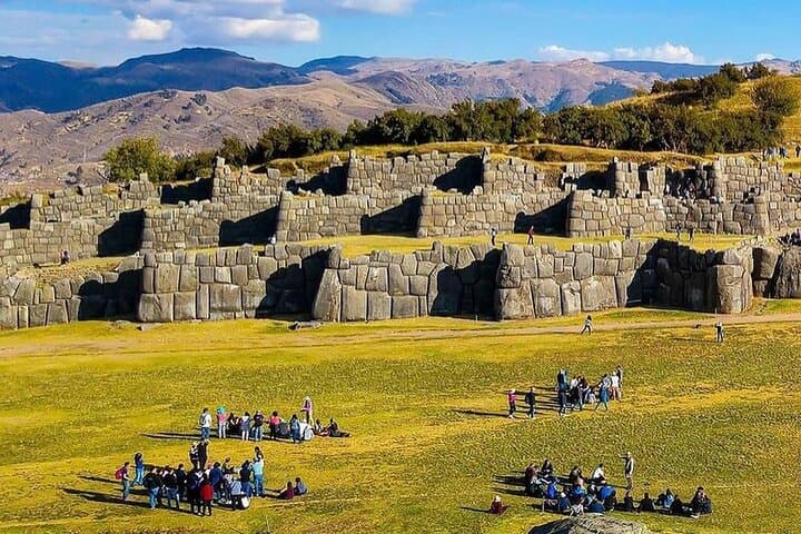6-Day Sacred Valley & Inka Jungle: Machu Picchu and Rainbow Mountain Adventure photo 4