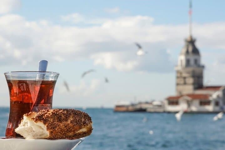 Short Bosphorus Cruise: Two-Hour Scenic Istanbul Boat Tour with Hotel Pickup photo 1