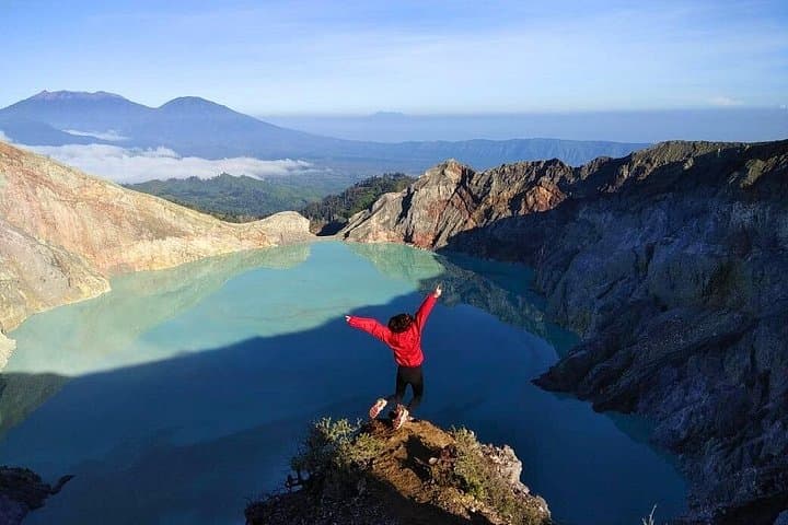 4-Day Ijen, Bromo & Tumpak Sewu: Blue Fire, Turquoise Lake and Bromo Sunrise photo 4