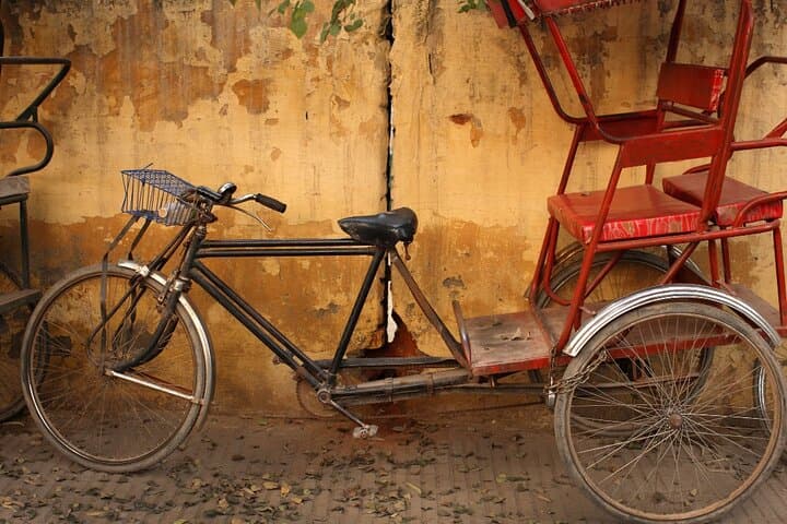 Old Delhi Photography Tour: Markets, Rickshaws & Street Portraits photo 3