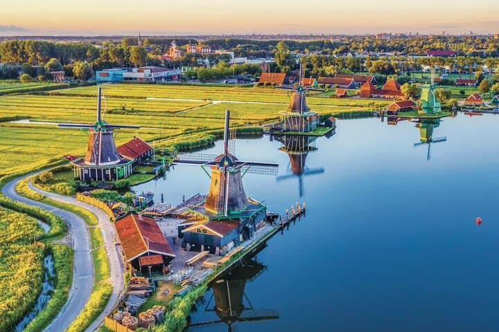 Keukenhof & Zaanse Schans Day Trip: Tulips, Windmills and Dutch Country Roads photo 4