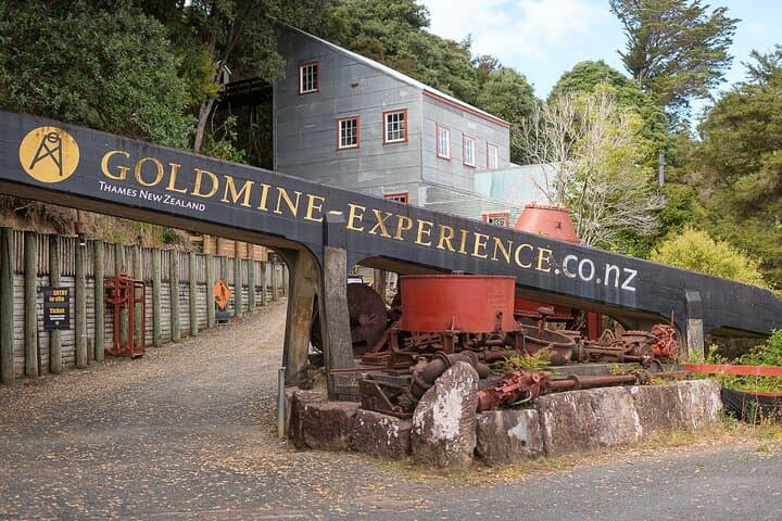 West Coromandel Day Tour: Gold Panning, Driving Creek Railway & Pottery Workshop photo 4