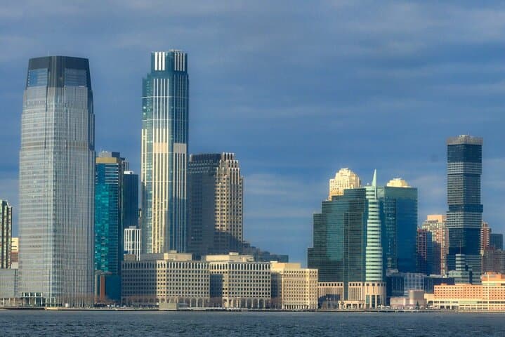 Explore New York from Jersey City: Private American Revolution Waterfront Walking Tour photo 2