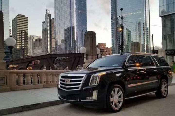 San Francisco Luxury Airport Transfer: Private Chauffeur and Seamless Airport Rides photo 6